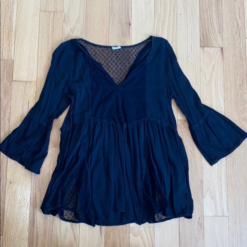Hollister top